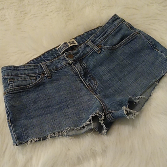 Levi's Pants - Levis cutoffs